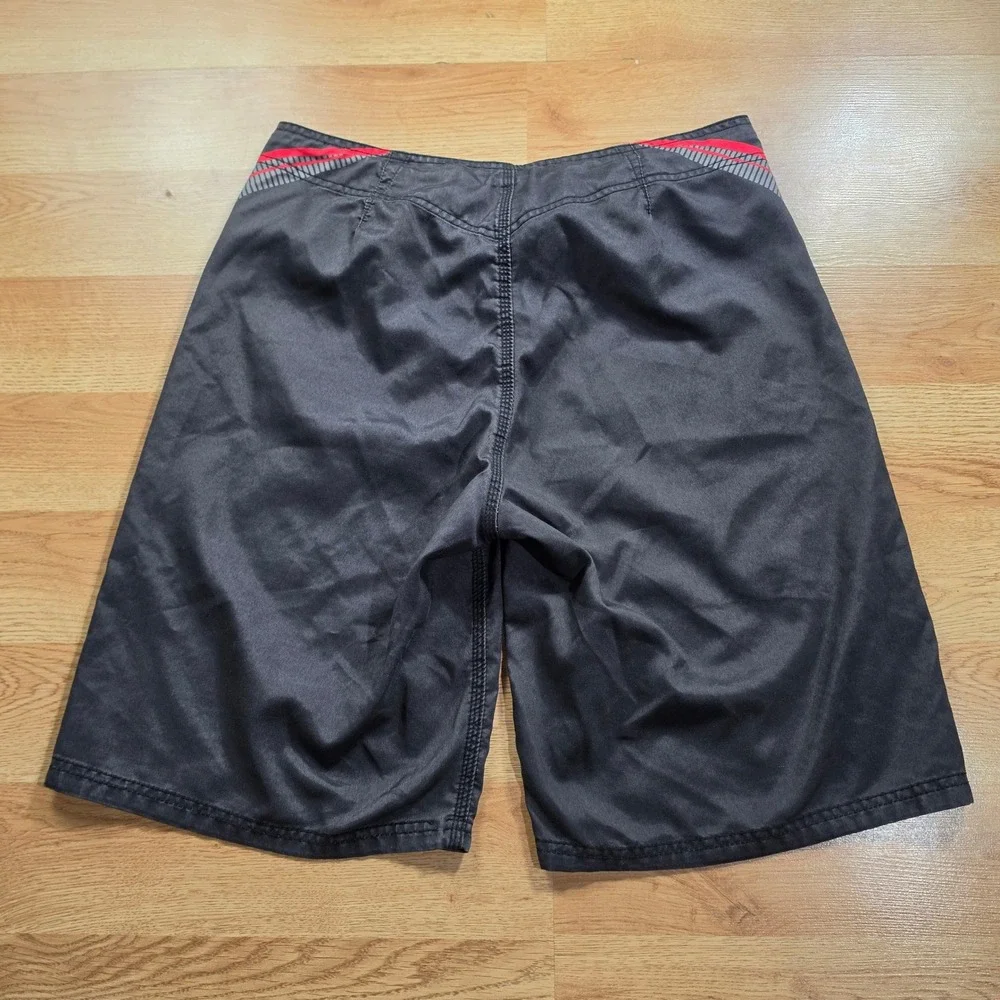 MMA Elite Board Shorts Mens Medium Black Red Combat Training Grappling Trunks
